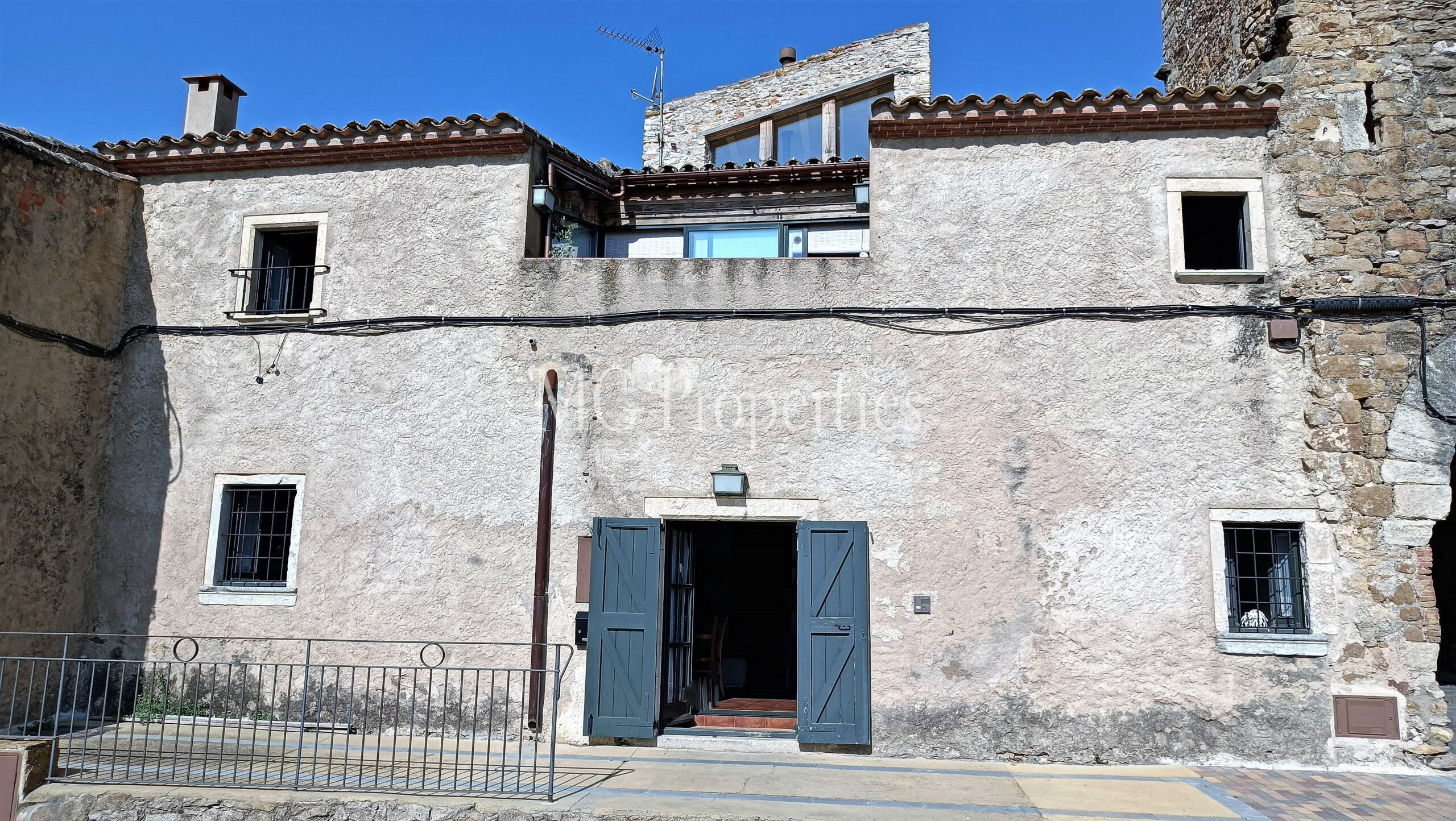 CASA DE PUEBLO EN TORRENT