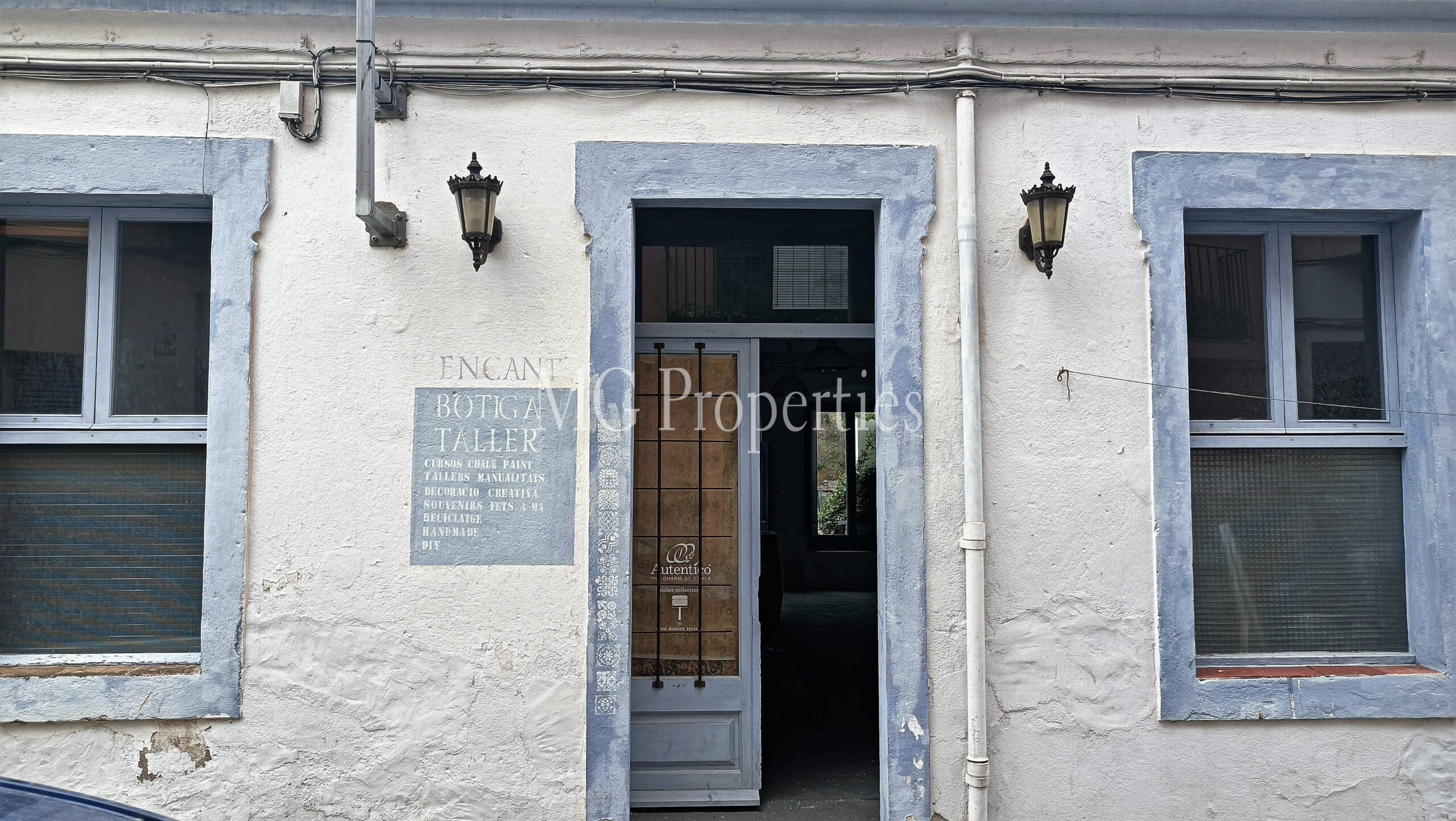 REFORMAR: CASA CON JARDIN EN EL CENTRO DE PALAMOS